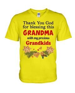 Blessing My Grandma Christmas Gift For Family Guys V-Neck