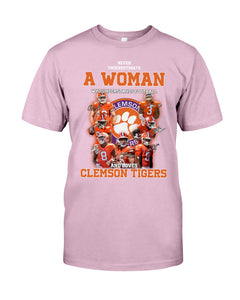 A Woman Loves Clemson Tigers Gift For Fans T-Shirt Guys Tee