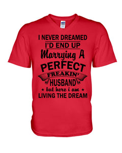 I Marry A Freaking Awesome Husband Gift For Wife T-Shirt Guys V-Neck