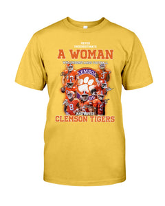 A Woman Loves Clemson Tigers Gift For Fans T-Shirt Guys Tee