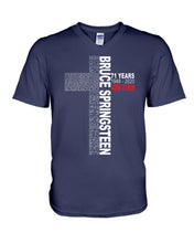 Load image into Gallery viewer, 71 Years Born To Run Bruce Springteen Black T-Shirt Guys V-Neck
