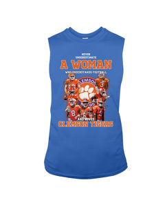 A Woman Loves Clemson Tigers Gift For Fans T-Shirt Unisex Long Sleeve