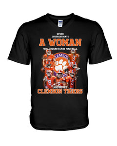 A Woman Loves Clemson Tigers Gift For Fans T-Shirt Guys V-Neck