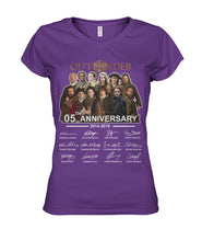 Load image into Gallery viewer, Outlander Tv Series 5 Years Anniversary 2014 - 2019 Autograph T-Shirt Ladies V-Neck
