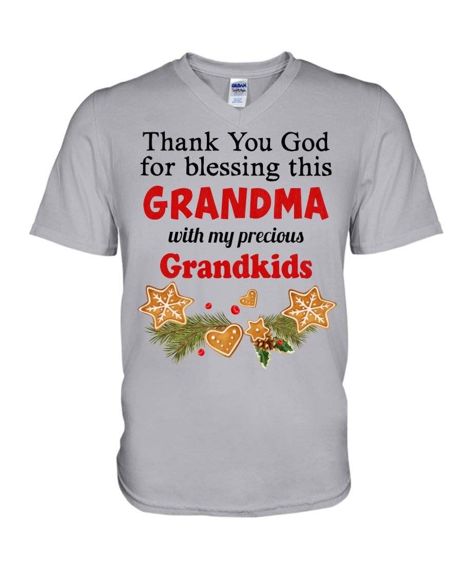 Blessing My Grandma Christmas Gift For Family Guys V-Neck