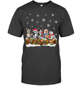 Cat - Trunk Snow Xmas Black T-Shirt Guys Tee